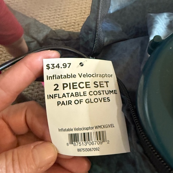 Inflatable Velociraptor Costume - Blue Child one size fits most. Up to 5’1” NWT - Picture 12 of 13